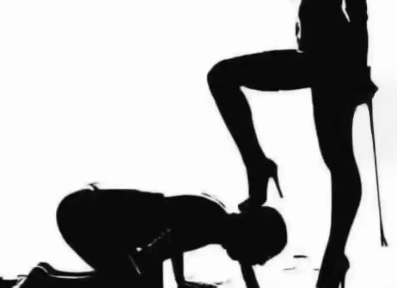 【西檬之家】OTK是什么？BDSM圈新人的跨膝惩戒入门指南